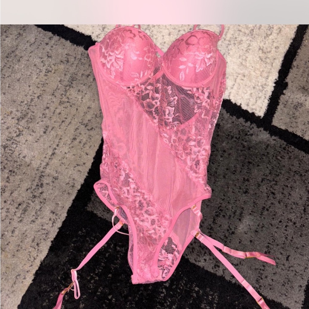 Frederick’s of Hollywood Sexy Elegant Pink Lace Bodysuit